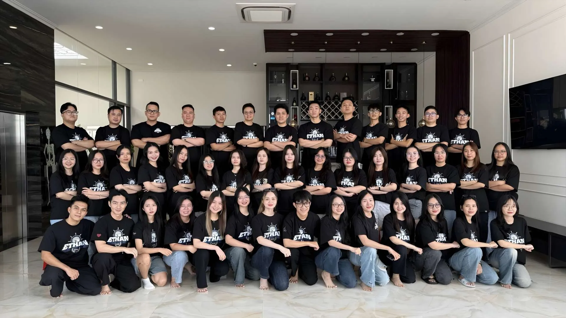 Đội ngũ Ethan Ecom tại văn phòng Đồng Nai – công ty Cross-border E-commerce